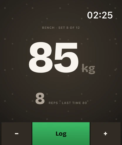 Logging a set on the STREEQ watch app: bench, set 8 of 12, 85 kg for 8 reps, last time 80.